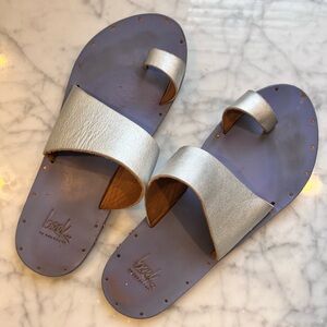 Beek Women's Metallic Silver Sandals